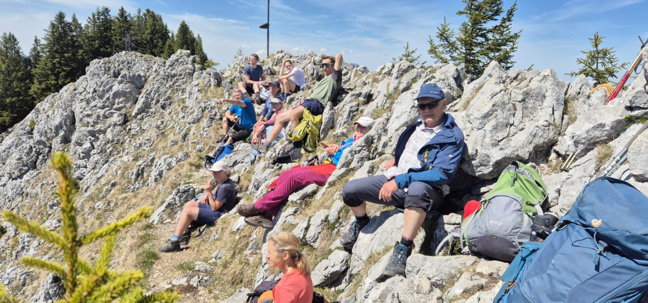 Frühjahrs- Bergtour der DAV-Ortsgruppe auf den Brünnsteingipfel