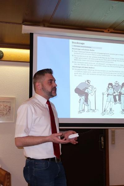 Hilfe Am Berg 0013 20221215 1561527534